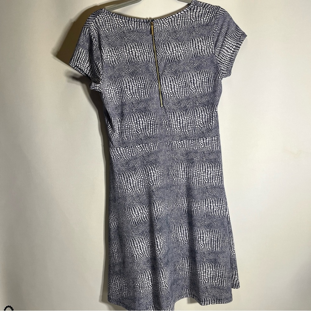 Michael Kors Blue and White Sheath Dress - Picture 4 of 5